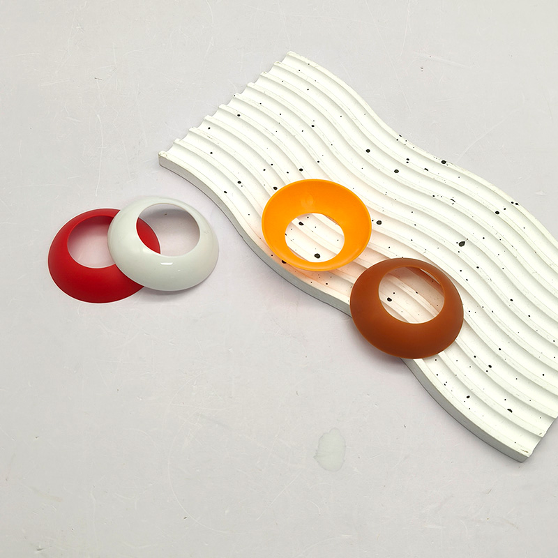 Spray can accessories